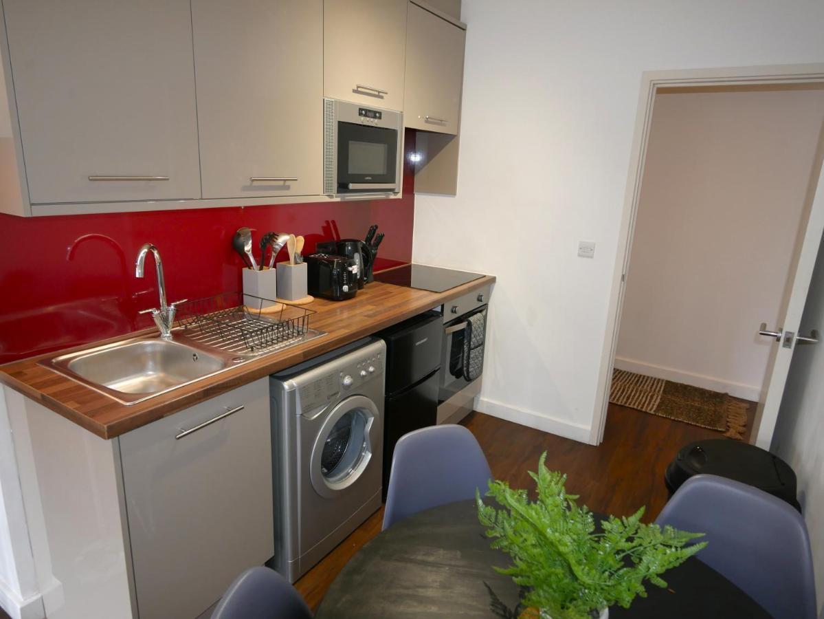 Hill House Holiday Apartments 본머스 외부 사진