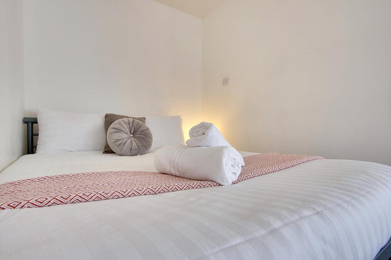 Hill House Holiday Apartments 본머스 외부 사진