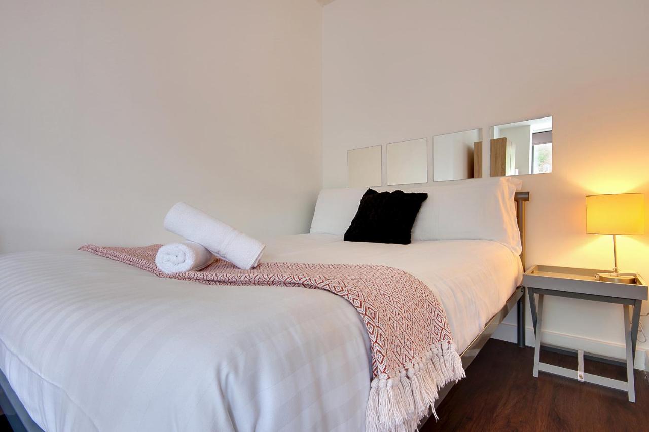 Hill House Holiday Apartments 본머스 외부 사진