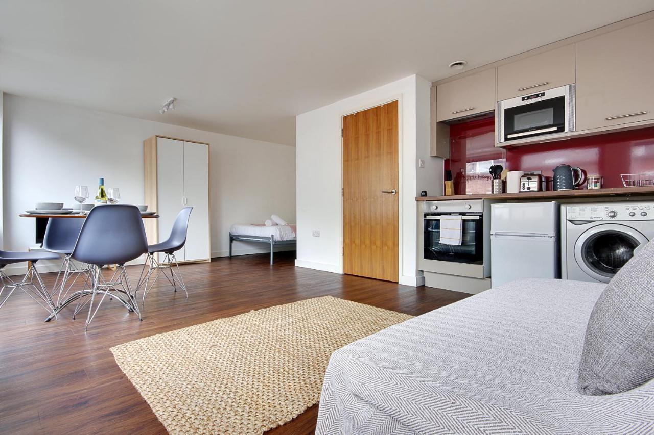 Hill House Holiday Apartments 본머스 외부 사진