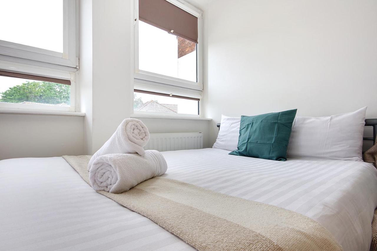 Hill House Holiday Apartments 본머스 외부 사진