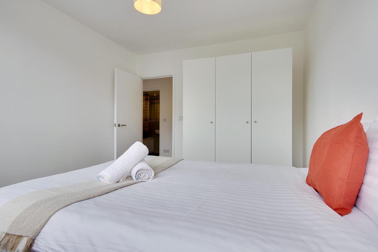 Hill House Holiday Apartments 본머스 외부 사진