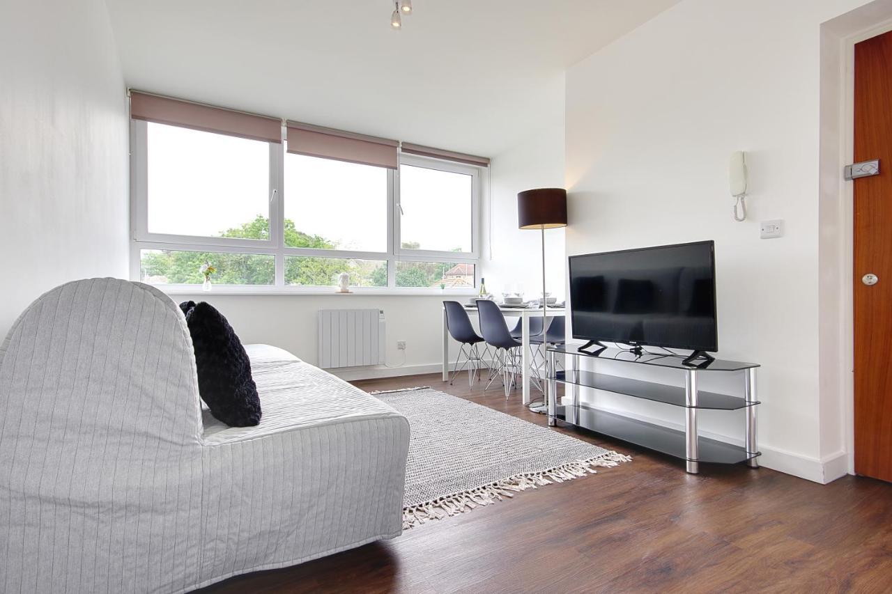 Hill House Holiday Apartments 본머스 외부 사진
